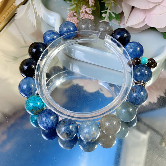 Natural gray moonlight blue tiger eye black warrior blue crystal bracelet